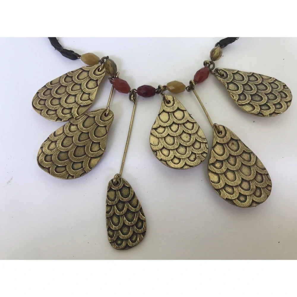 Unique Spectrum necklace brass